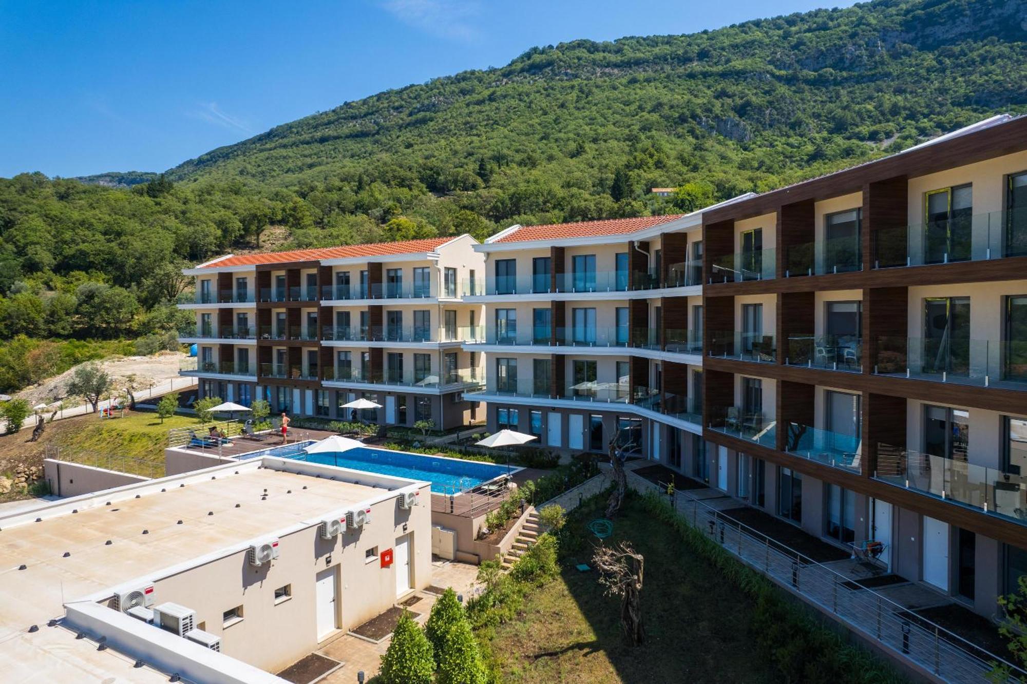 Casa Collection Aparthotel Kavac Exterior photo